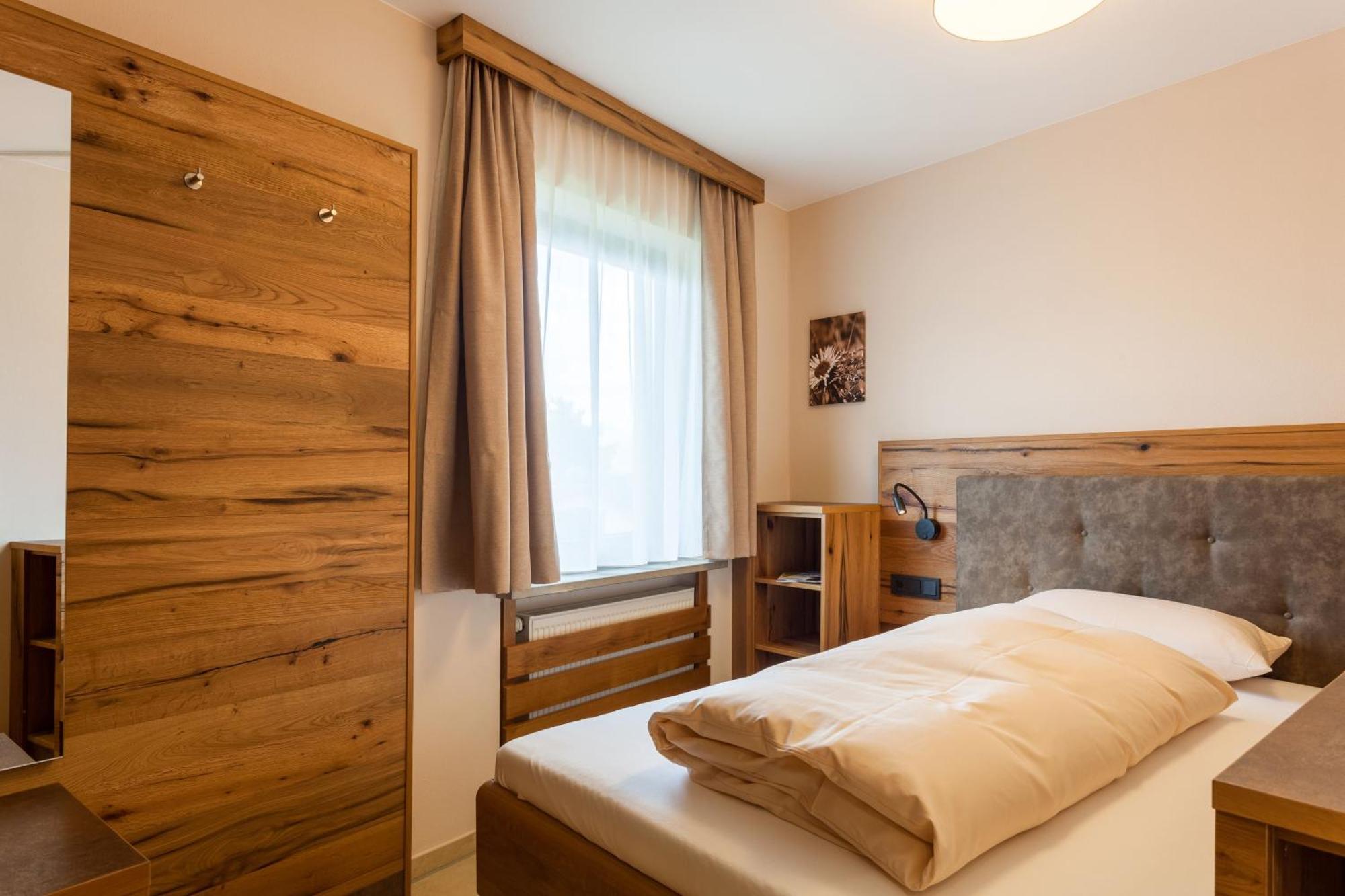 Bio- und Wellnesshotel Eggensberger Füssen Zimmer foto