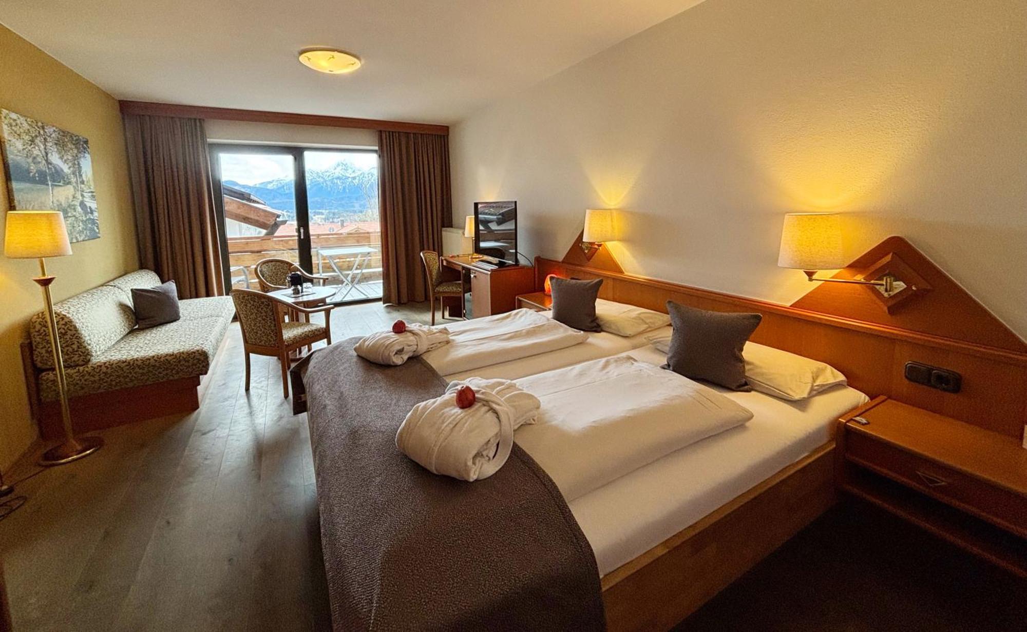 Bio- und Wellnesshotel Eggensberger Füssen Exterior foto